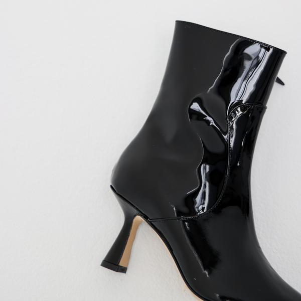 ZURI | Patent Leather Black