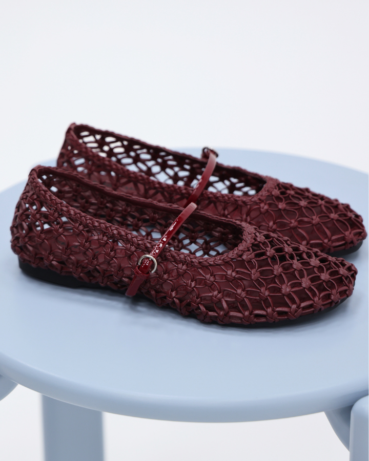 GARA BALLERINA | Burgundi
