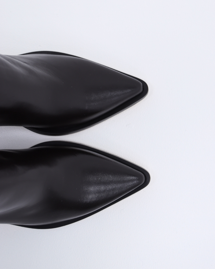 Lia 3320 | Glove Nero