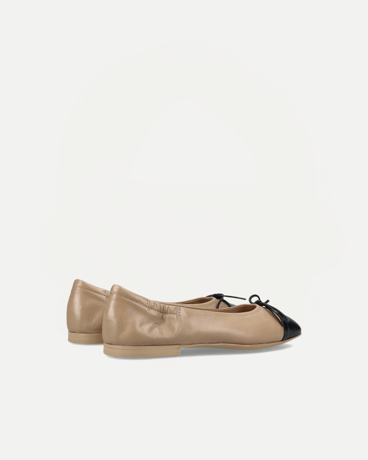 Giorgia 1234A | Glove Nero / Soft Mocha