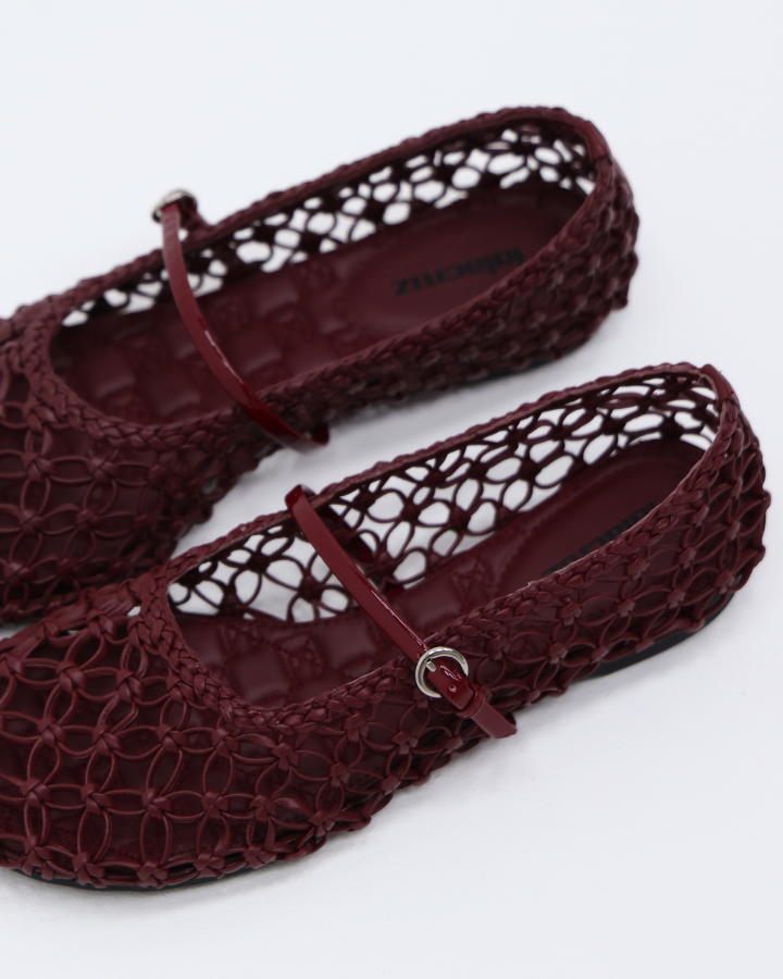 GARA BALLERINA | Burgundi