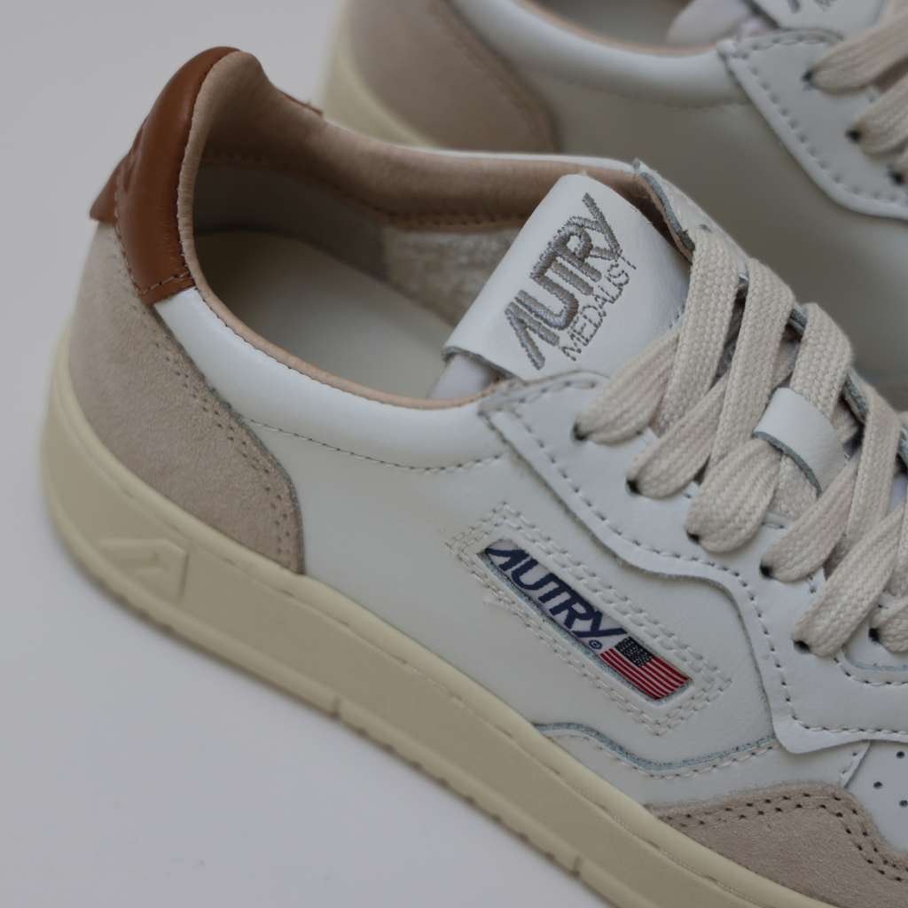 LOW SNEAKER 80's LS02 | Suede White/Brown Sugar