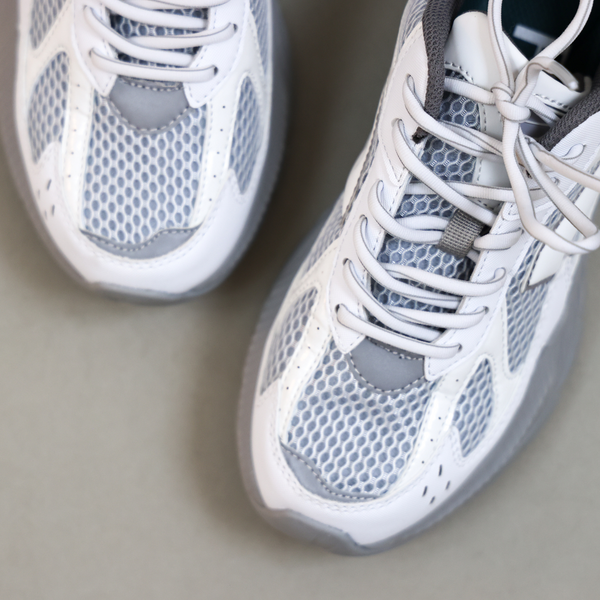 FORMA RUNNER | White Light Grey