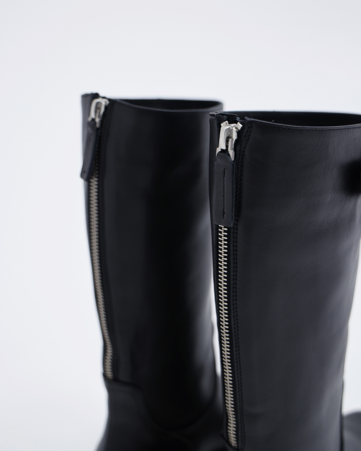Beth 2323 | Seta Nero