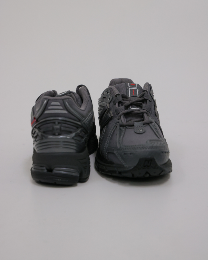 U1906ROF | Black Metallic /Silver Metallic