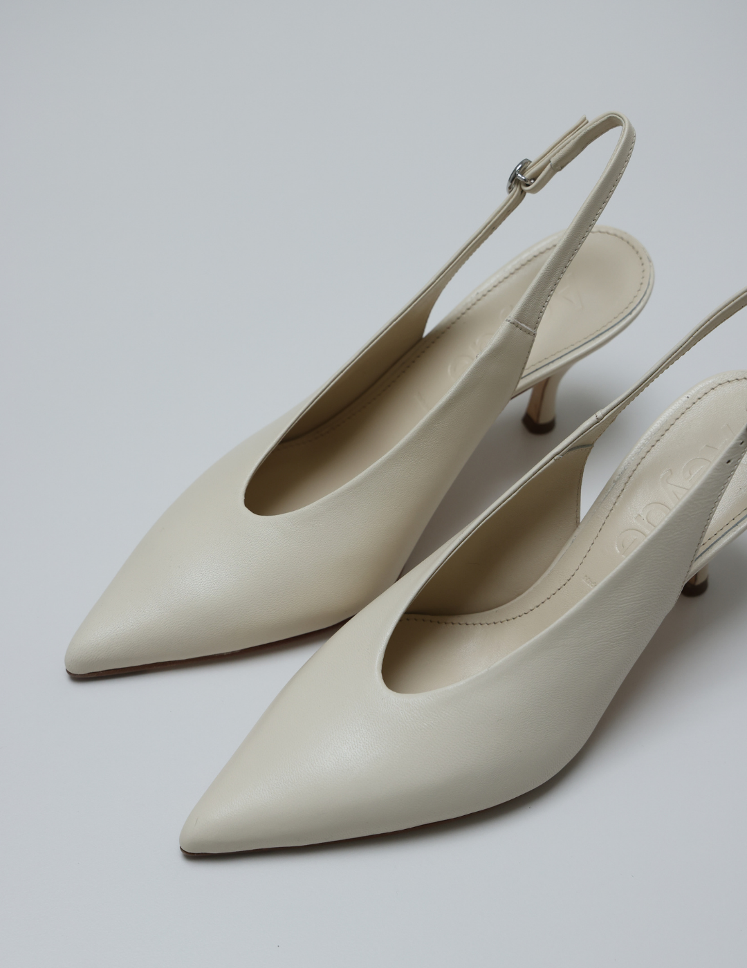 CARLA |  Nappa Leather Creamy