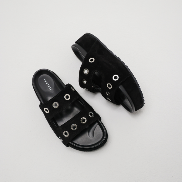 Suede Studs | Black