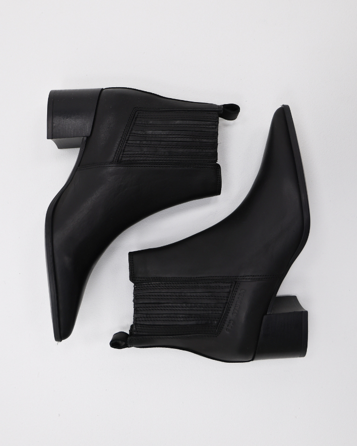 CPH298 | Leather Black