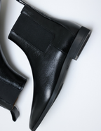 CPH410 | Shiny Leather Black