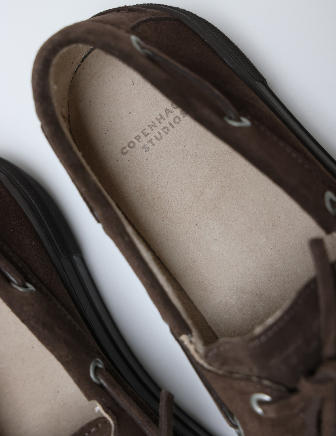 CPH177 | Suede Chocolate