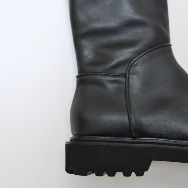 BETH 2270 | Seta Nero