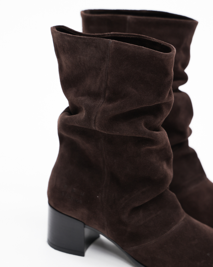 CPH292 | Suede Chocolate