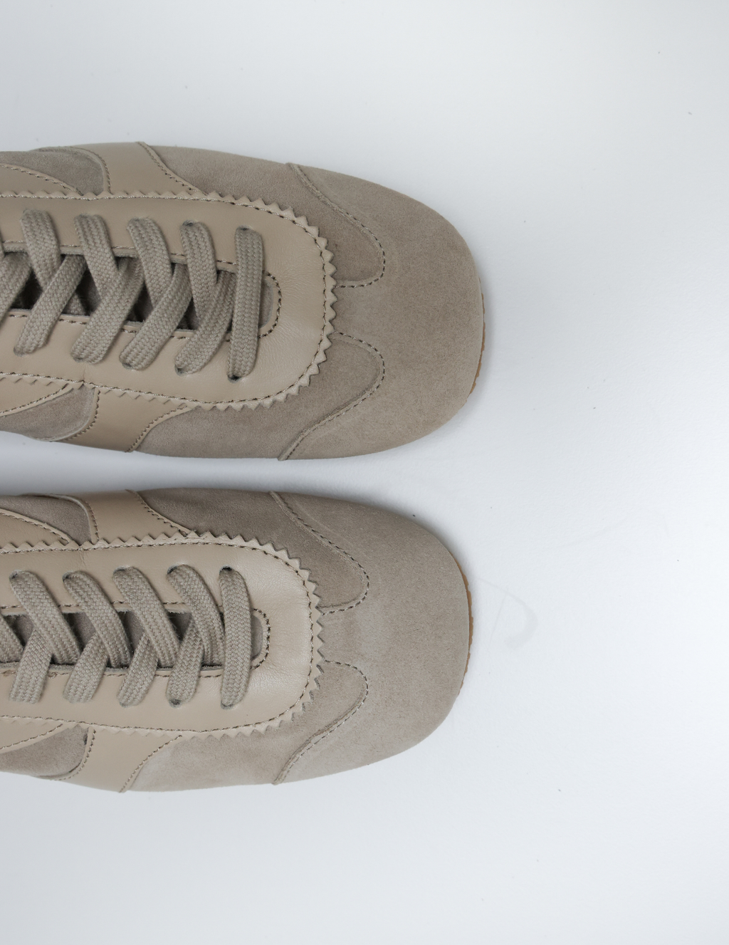 CPH717 | Leather Mix Sand