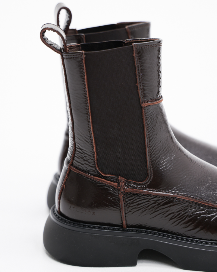 CPH759 | Patent Leather Chocolate