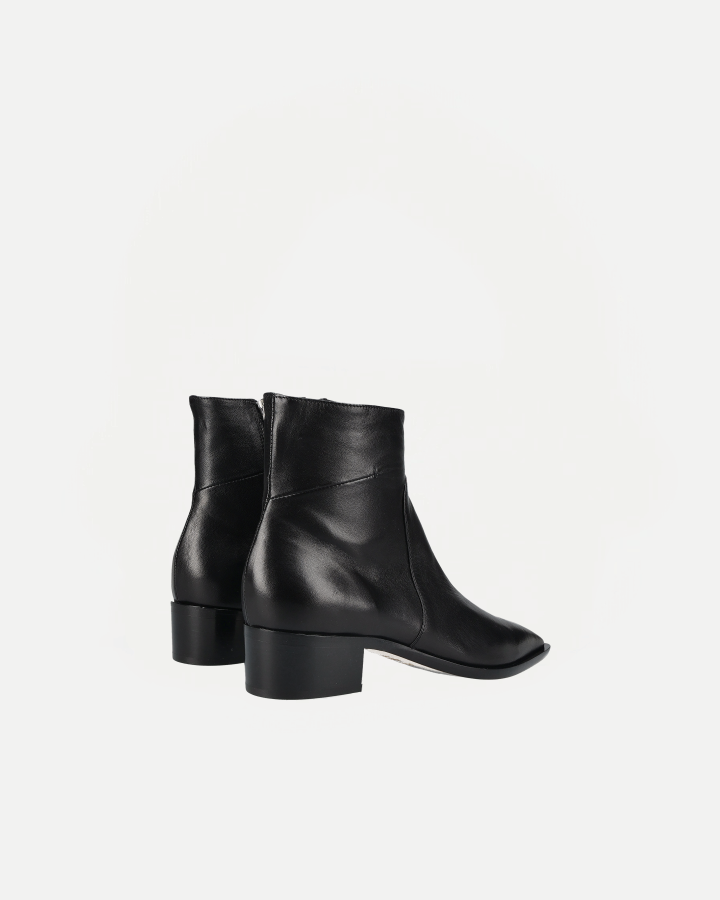 Lia 3320 | Glove Nero