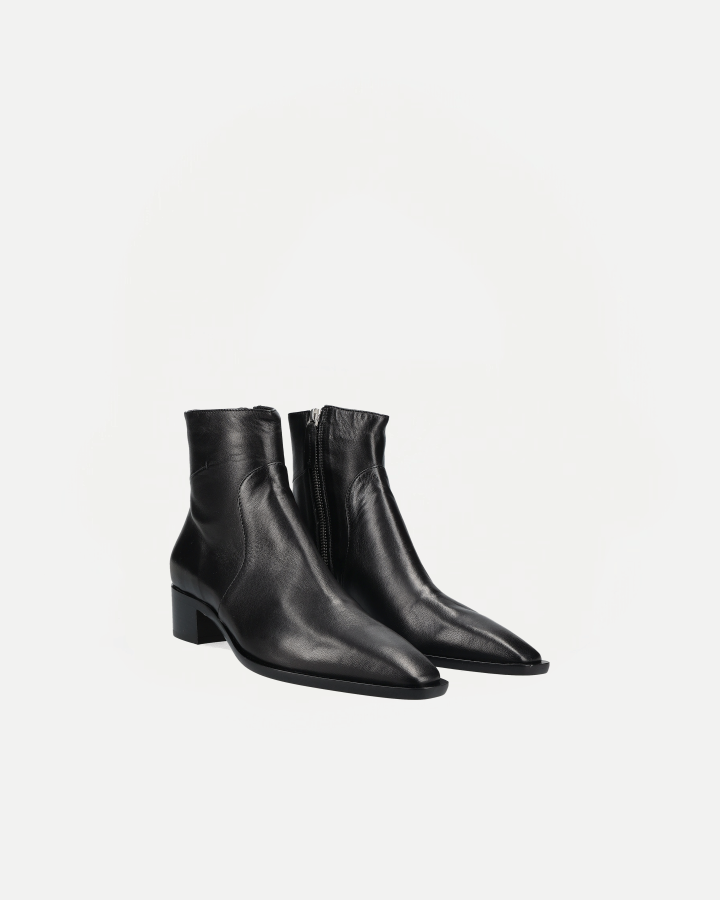 Lia 3320 | Glove Nero