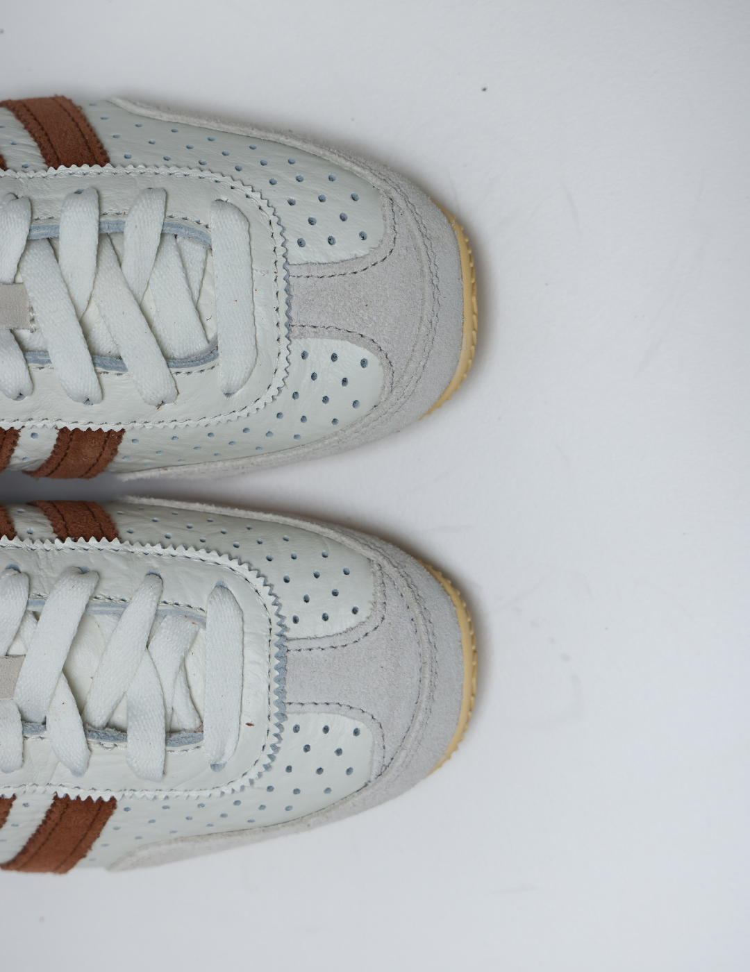 JAPAN W IH1600 | Off White / Dusky Bronze / Brown Desert