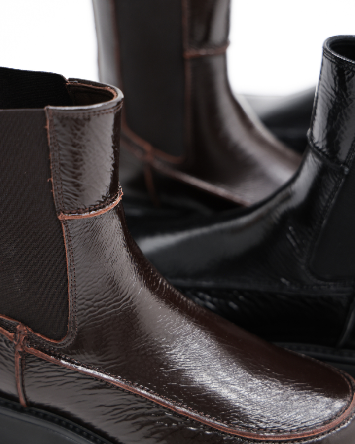 CPH759 | Patent Leather Chocolate