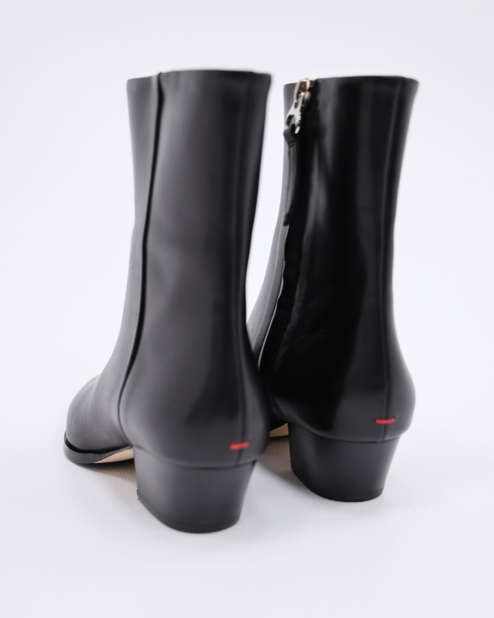 BABA | Calf Leather Black