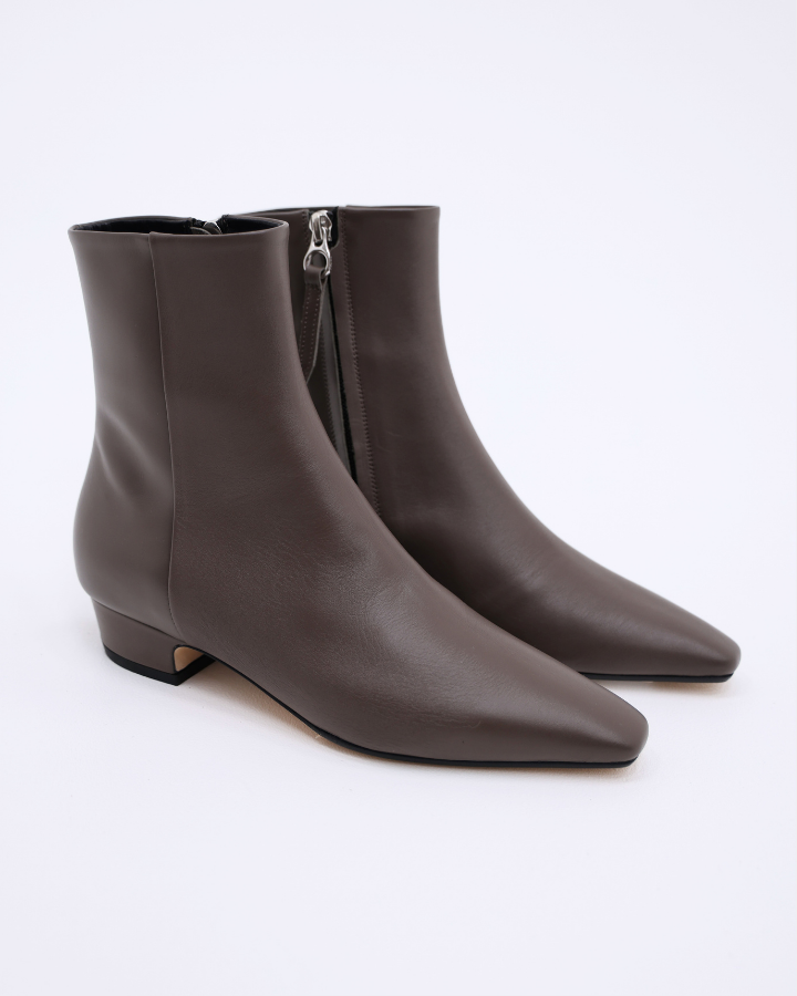 LILIA | Calf Leather Taupe