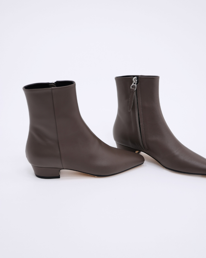 LILIA | Calf Leather Taupe