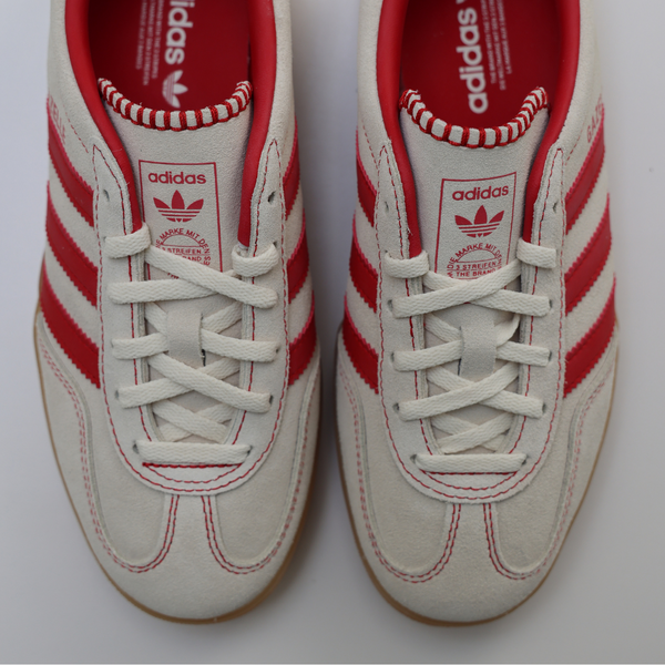 GAZELLE INDOOR W JS1402 | Beige / Lucid Red / Cloud White