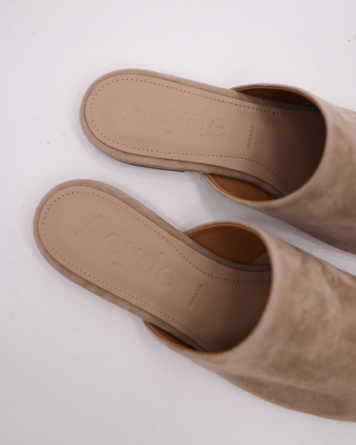 REGA | Suede Leather Sand