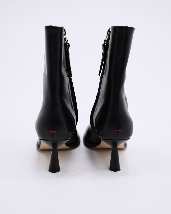 DOROTHY | Calf Leather Black