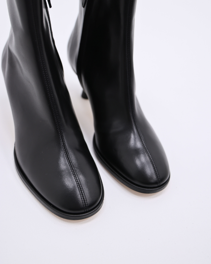 DOROTHY | Calf Leather Black