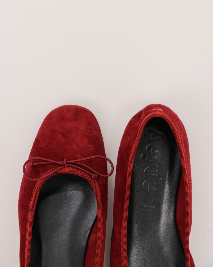 TIBY | Scarlet