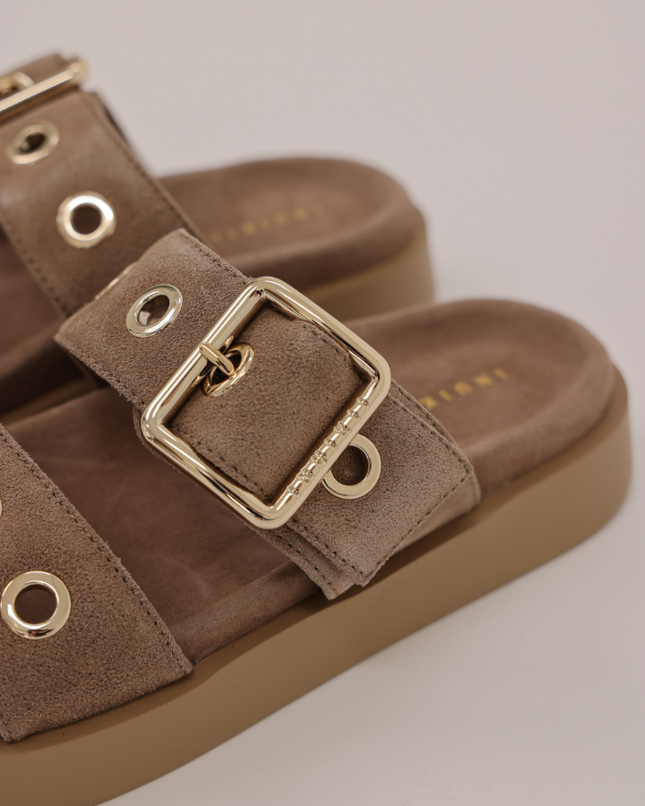 TILDA BUCKLE | Beige