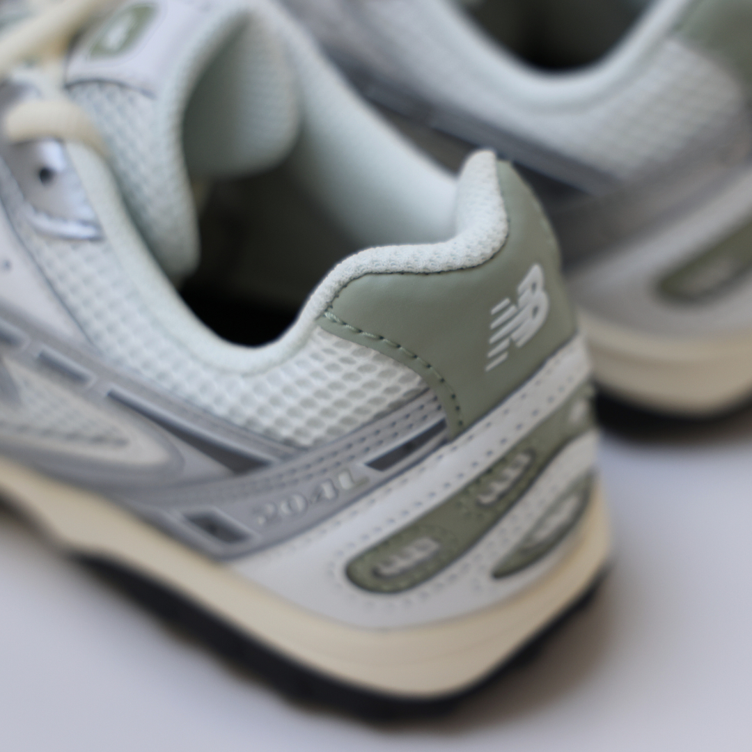 U204LSWB | Silver Metallic / Sage Green