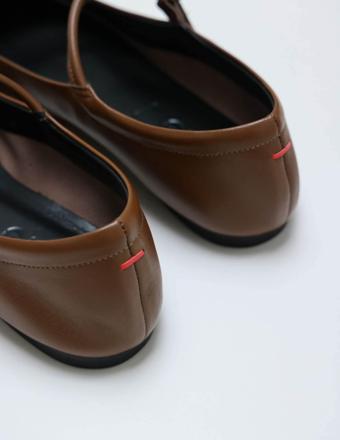 UMA |  Nappa Leather Tobacco