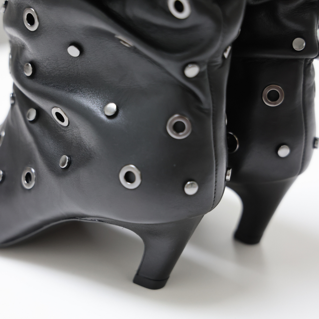 VIRGEE BIS | Black