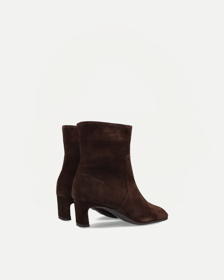 CPH362 | Suede Chocolate