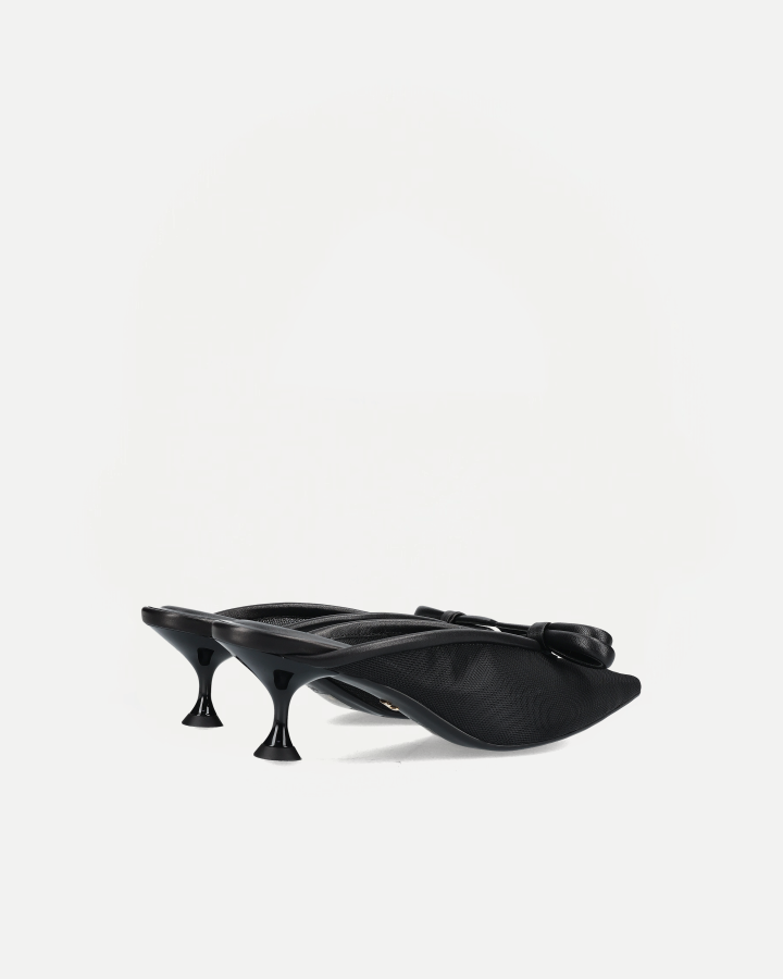 IVY MULE | Black