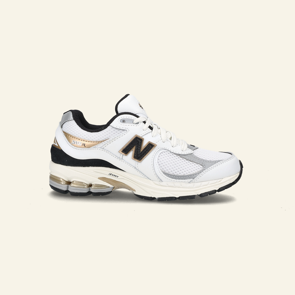 M2002RPN | White/Black/Gold Metallic – THE WANTS SHOES