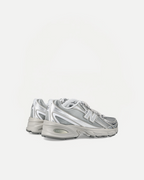 U7405I7 | Metallic Silver 877