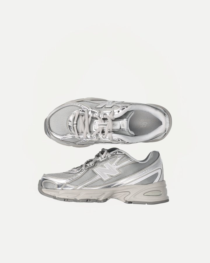 U7405I7 | Metallic Silver 877