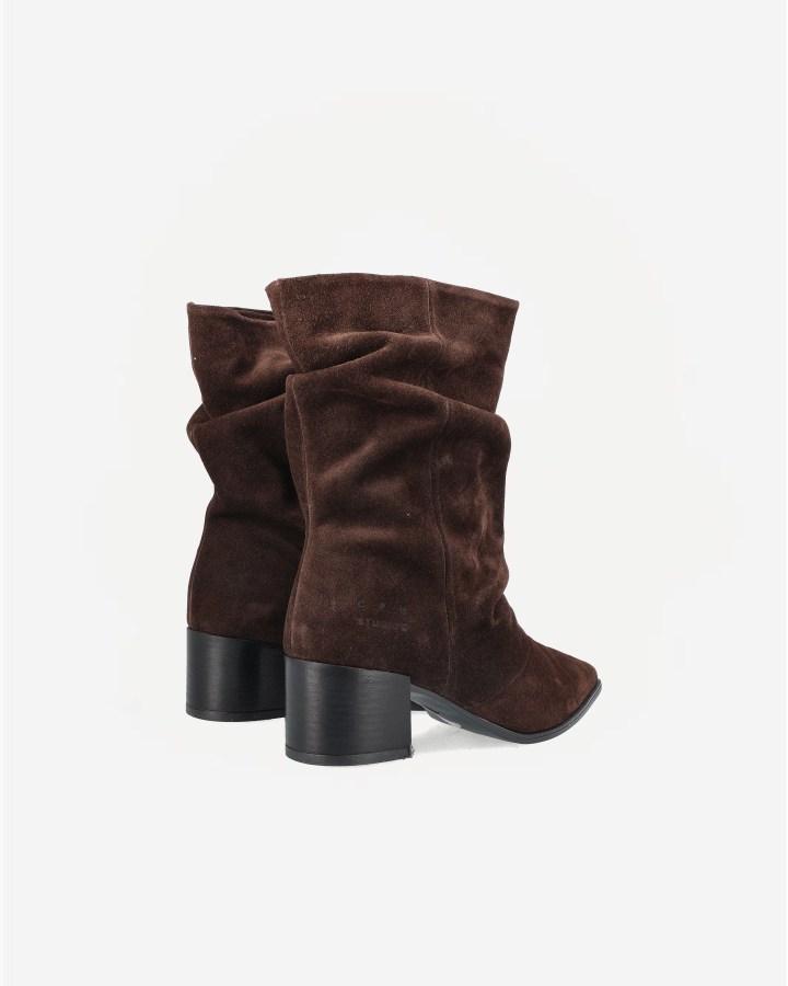 CPH292 | Suede Chocolate