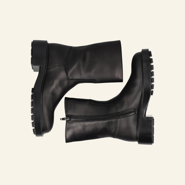 CPH443 | Leather Black