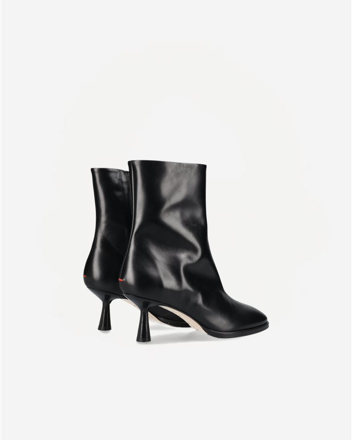 DOROTHY | Calf Leather Black