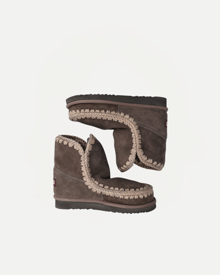 ESKIMO 18 | Charcoal