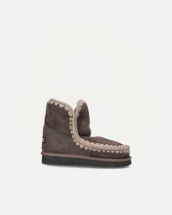 ESKIMO 18 | Charcoal