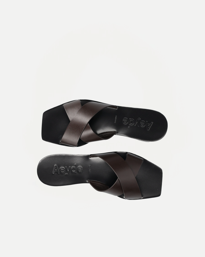 FAYE | Calf Leather Moka