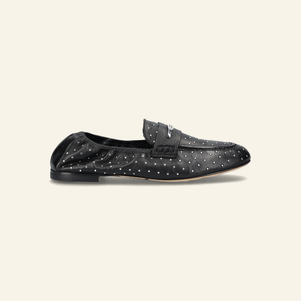 ISERI |  Black