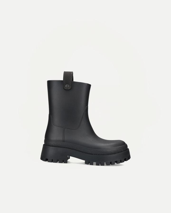 KAIAH | Black