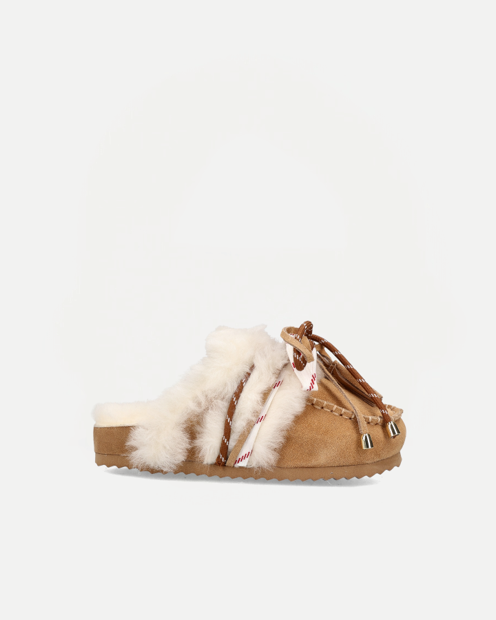 LACED UP SABOT SHEEPSKIN | Tan