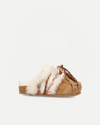 LACED UP SABOT SHEEPSKIN | Tan