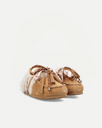 LACED UP SABOT SHEEPSKIN | Tan